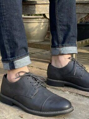 Izod Mens Size 11.5M IKE Charcoal Cap Toe Oxfords NWT Memory Foam